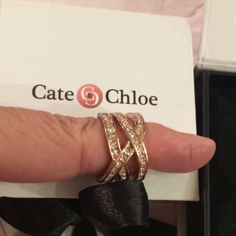 Cate Chloe Ring size 7 (M)